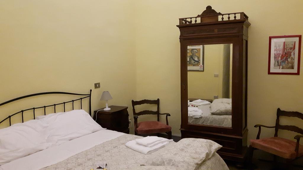 Torre Cepollini Hotel Albenga Eksteriør billede